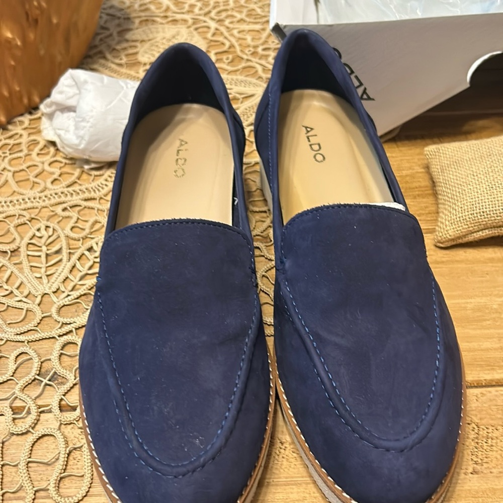 NWT Aldo  women’s size 9 Rheildanflex loafers